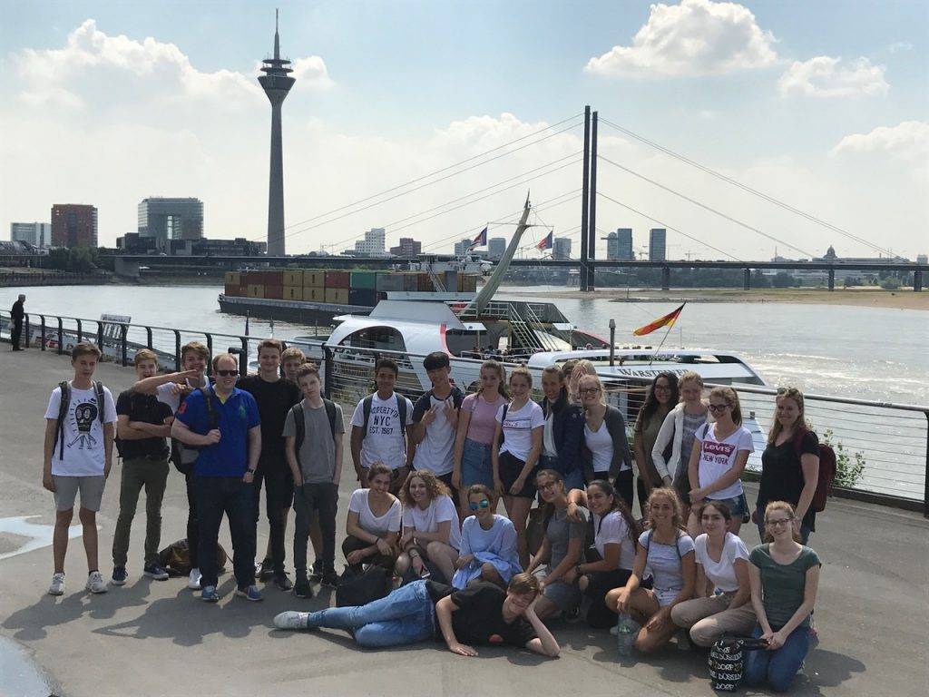 Gruppenfoto am Rhein